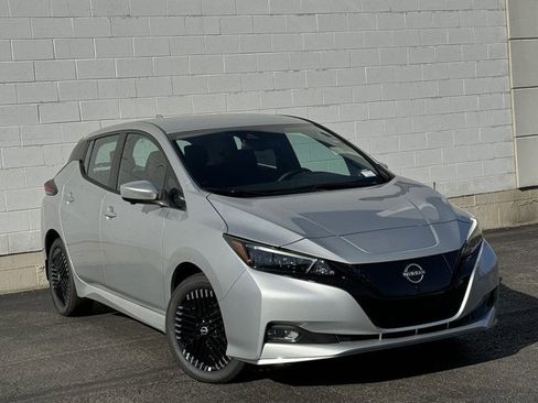 Used 2024 Nissan Leaf SV Plus image 2