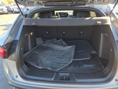 Used 2024 Chevrolet Trax RS w/ Sunroof Package image 18