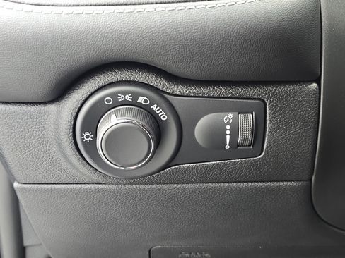 Used 2025 Dodge Durango SRT Hellcat w/ Black Package image 27