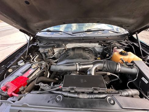 Used 2012 Ford F150 XLT w/ XLT Chrome Pkg image 15