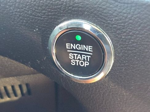 Used 2023 Ford Edge SEL AWD/4WD image 33