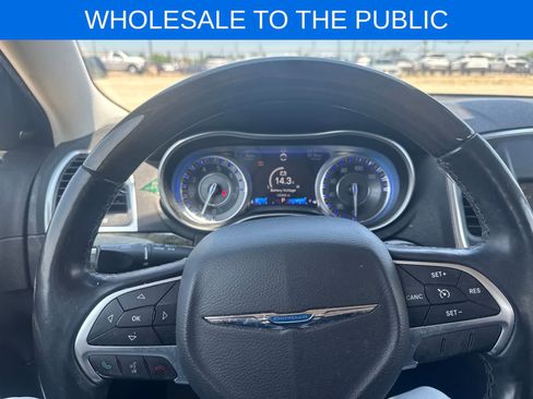 Used 2016 Chrysler 300 C AWD/4WD image 16