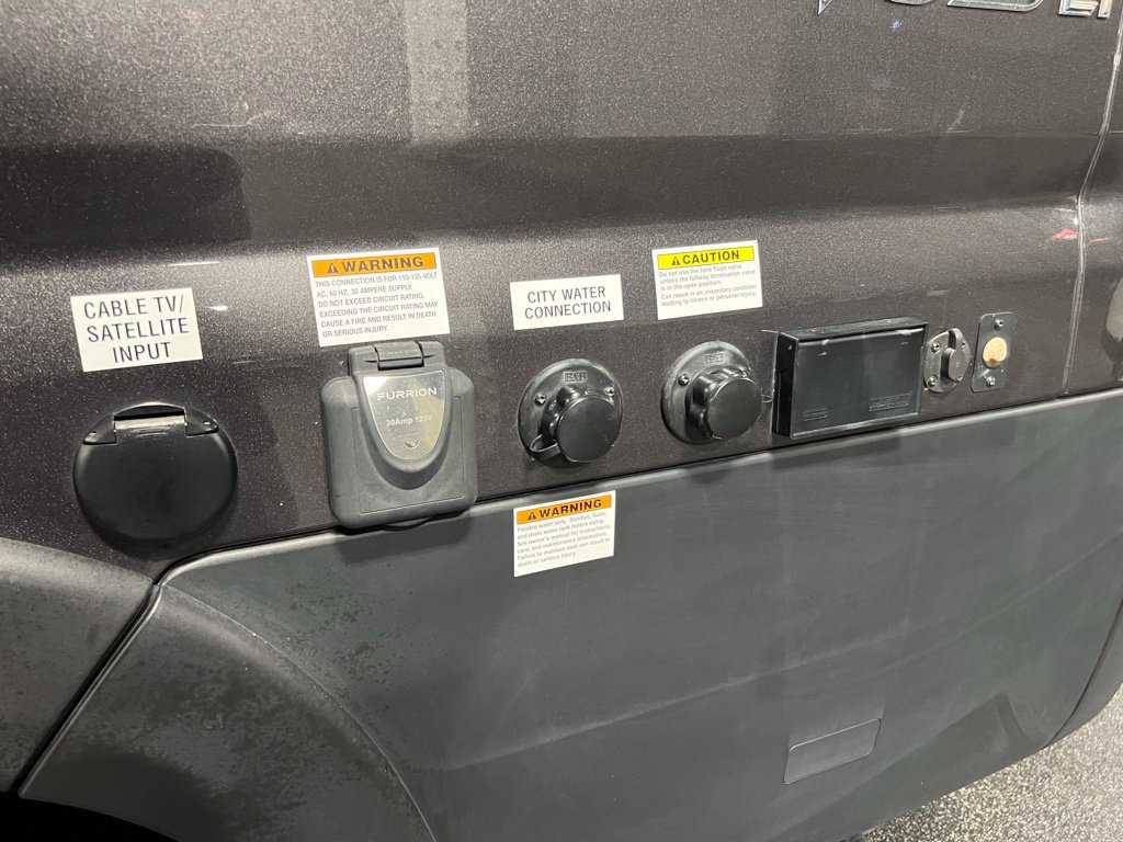 Used 2021 RAM ProMaster 3500 w/ Convenience Group FWD image 53