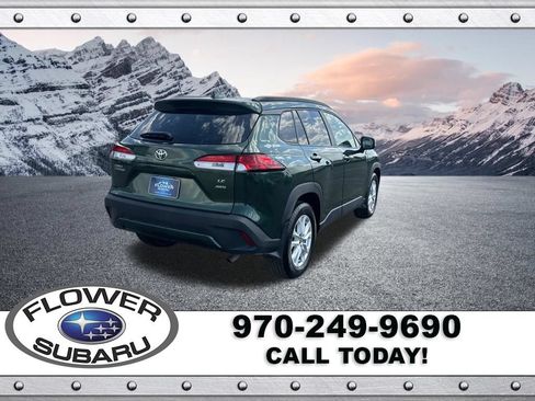 Used 2024 Toyota Corolla Cross LE AWD/4WD image 7