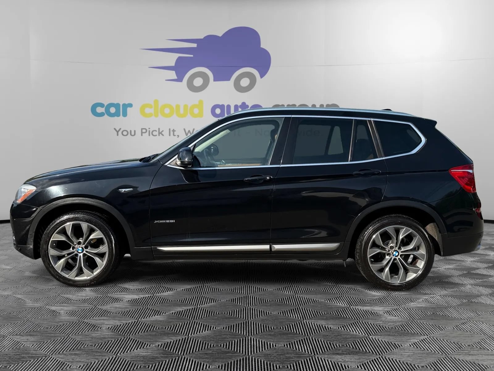Used 2015 BMW X3 xDrive28i AWD/4WD image 2