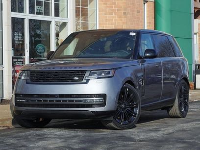 New 2025 Land Rover Range Rover Long Wheelbase SE