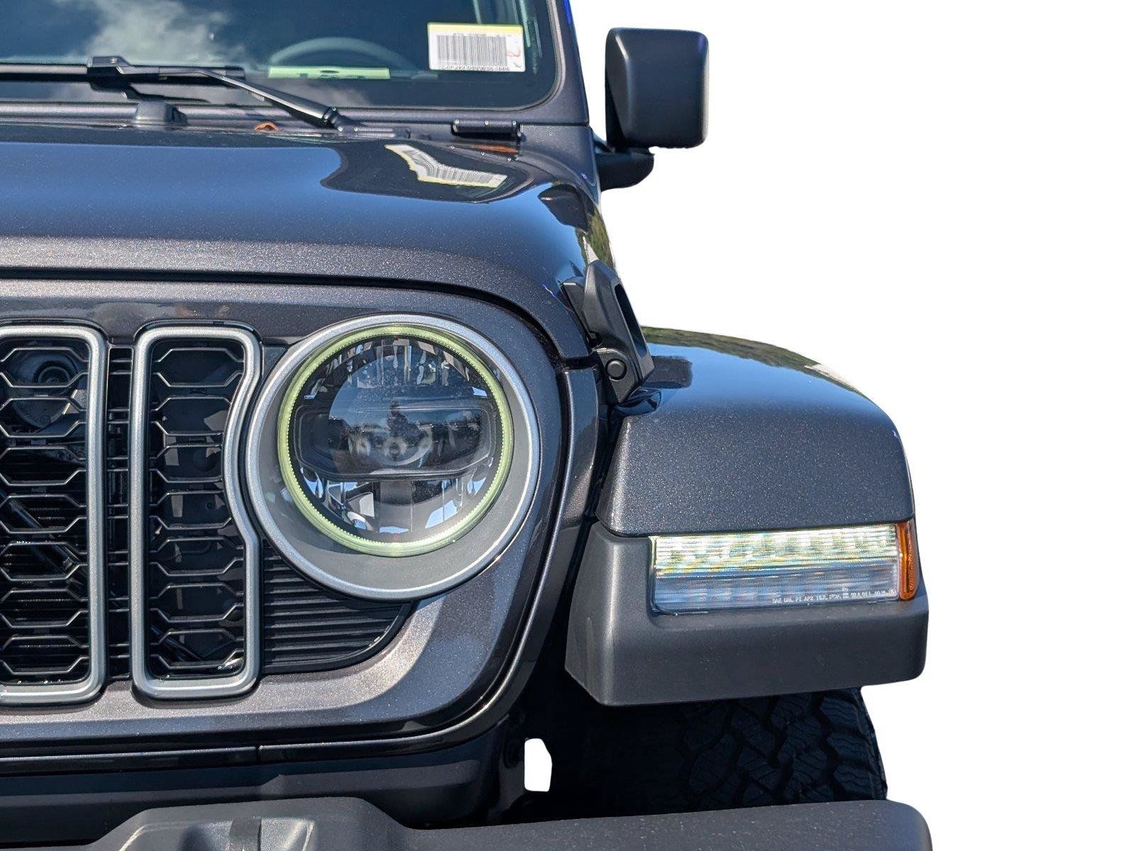 New 2027 Jeep Wrangler Unlimited Sahara AWD/4WD image 12