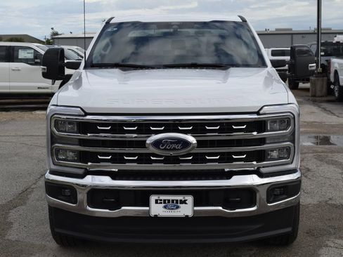 New 2026 Ford F250 Lariat w/ FX4 Off-Road Package image 2