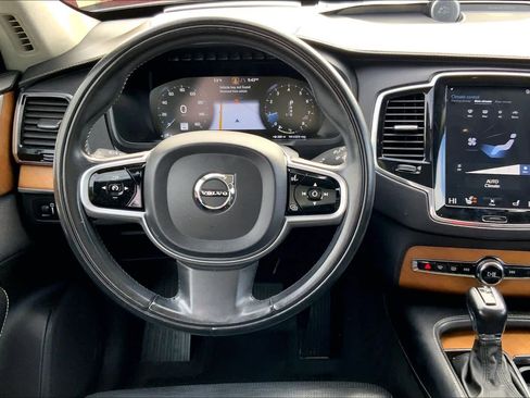 Used 2019 Volvo XC90 T6 Inscription w/ Luxury Package image 5