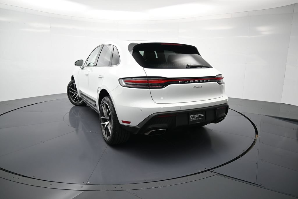 Certified 2026 Porsche Macan AWD/4WD image 33