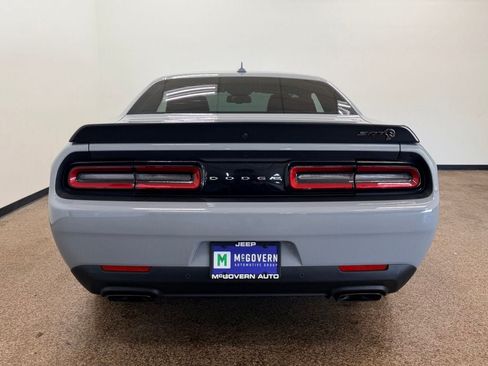 Used 2022 Dodge Challenger SRT Hellcat Redeye RWD image 4