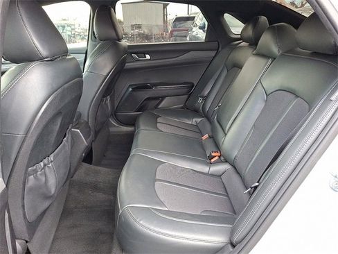 Used 2022 Kia K5 GT-Line image 10