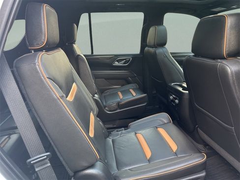 Used 2021 GMC Yukon AT4 w/ Technology Package image 38