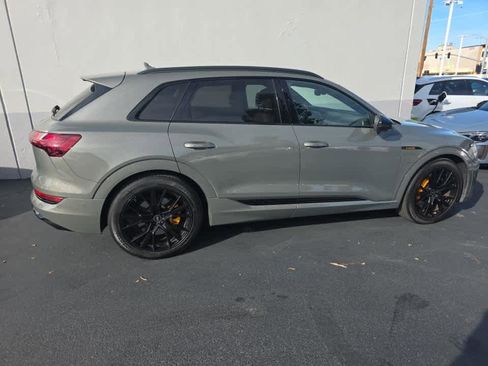 Used 2023 Audi e-tron Chronos w/ Chronos Package image 8