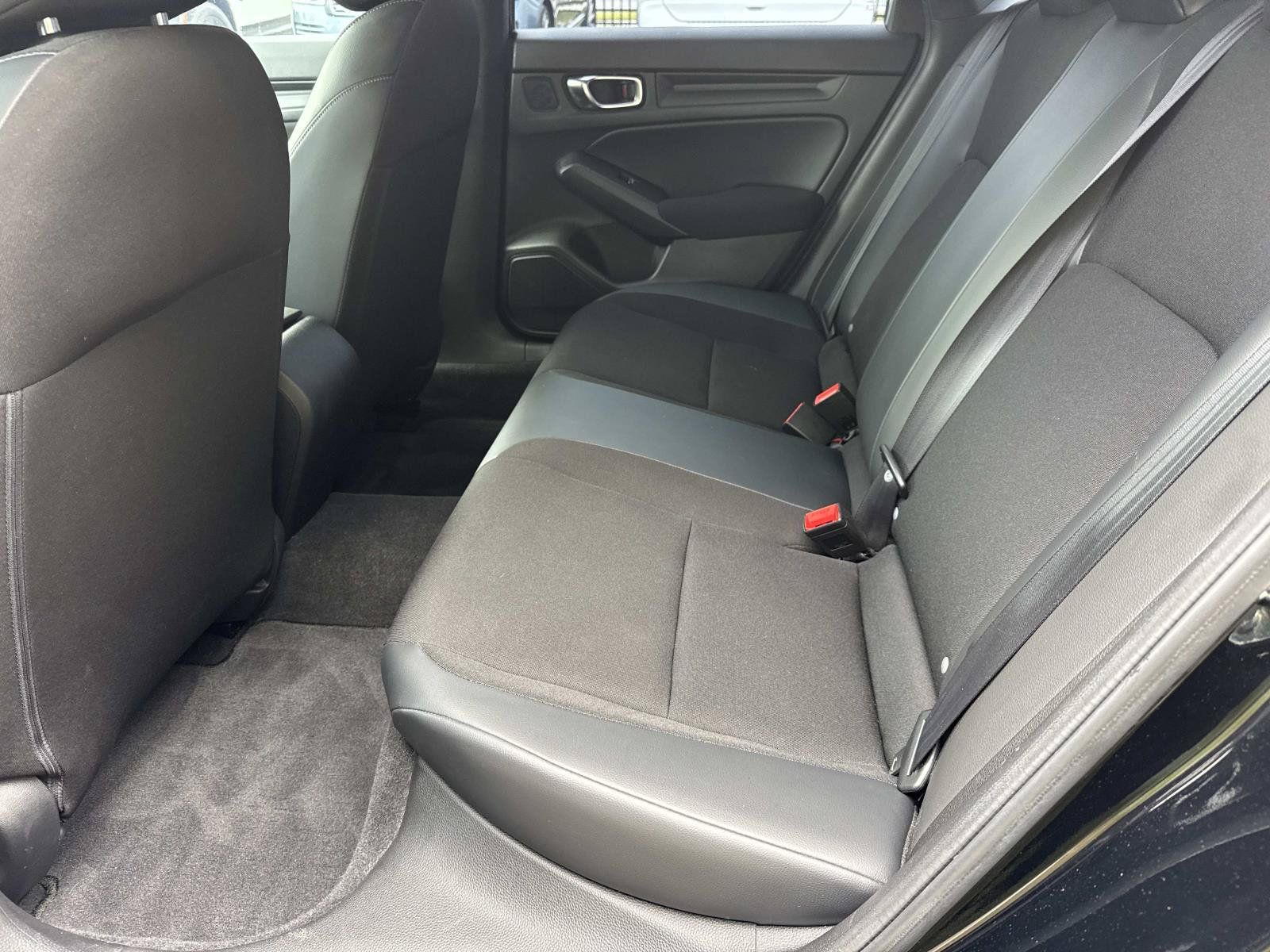 Used 2022 Honda Civic Sport image 13