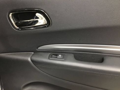 Used 2019 Dodge Durango R/T AWD/4WD image 17