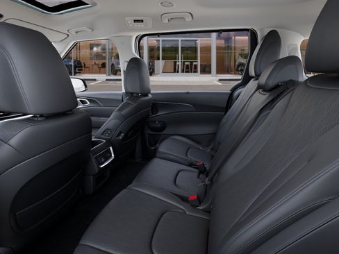 New 2027 Kia Carnival Hybrid FWD image 18