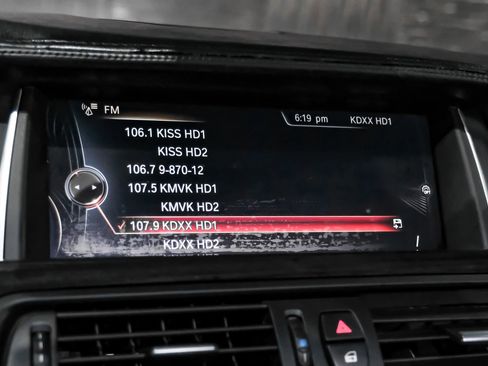 Used 2016 BMW 550i xDrive Sedan image 28