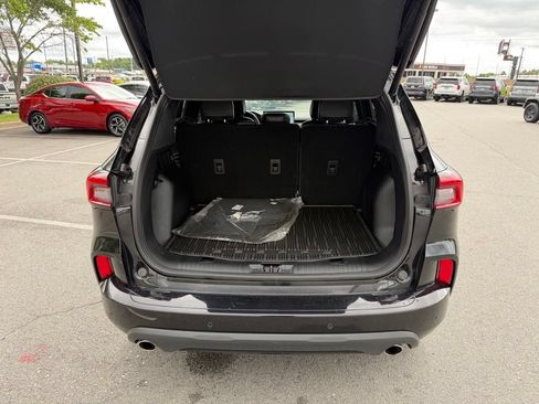 Used 2024 Ford Escape ST-Line Elite w/ Premium Technology Package AWD/4WD image 34