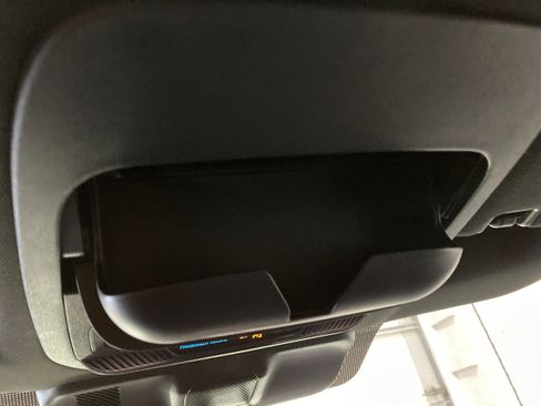 Used 2022 Ford F150 XLT w/ Equipment Group 302A High image 37