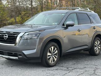 New 2025 Nissan Pathfinder SL video 2