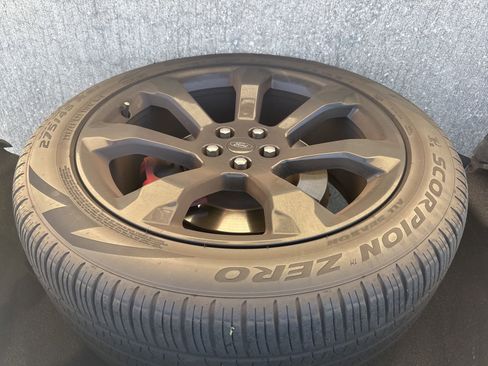 Used 2024 Ford Explorer ST w/ Equipment Group 401A AWD/4WD image 35