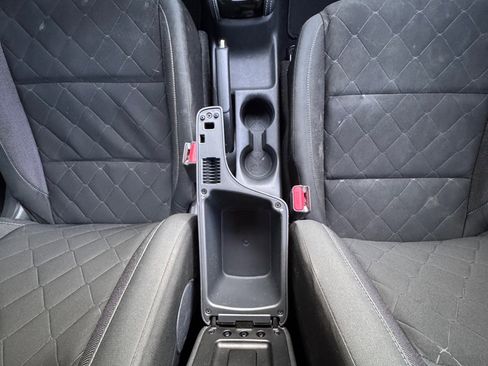 Used 2020 Nissan Kicks SV w/ Exterior Package image 25