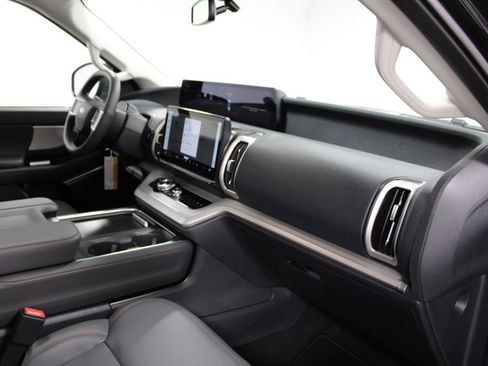 New 2025 Ford Expedition Max Active RWD image 33