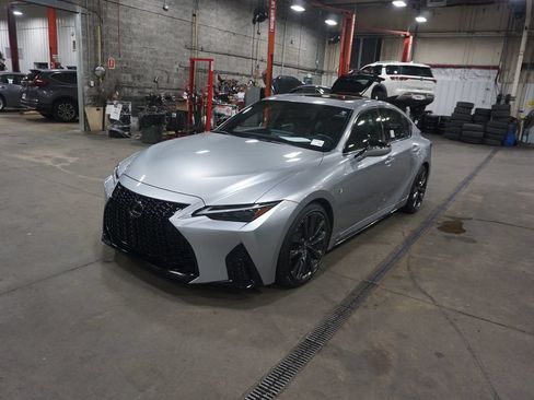 Used 2024 Lexus IS 350 F Sport RWD image 24