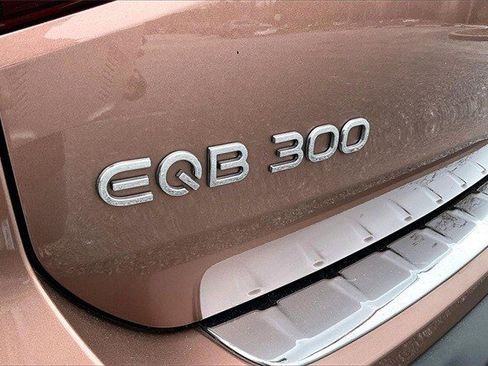 Certified 2023 Mercedes-Benz EQB 300 4MATIC image 27
