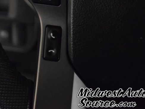 Used 2019 Toyota Tacoma SR5 image 17