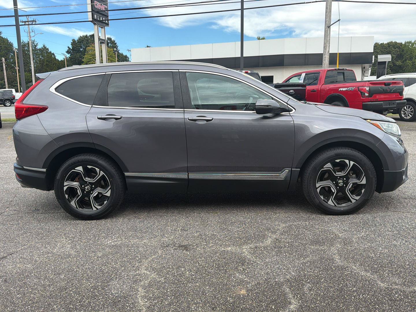 Used 2018 Honda CR-V Touring image 16