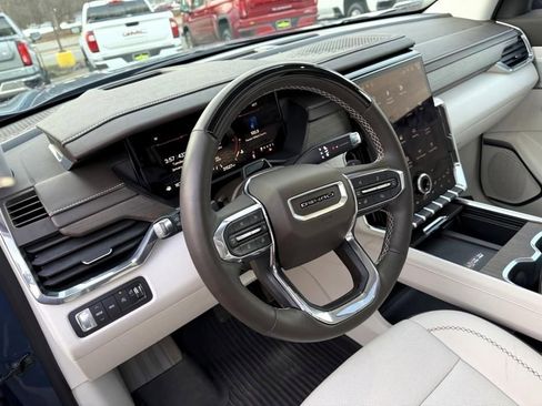 Certified 2024 GMC Acadia Denali w/ Super Cruise Package image 20