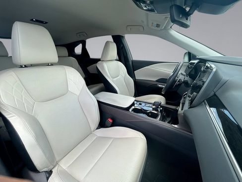 Used 2024 Lexus RX 350 FWD w/ Technology Package image 6