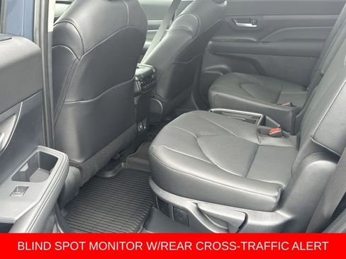 New 2026 Toyota Grand Highlander AWD image 9