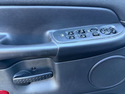 Used 2005 Dodge Ram 2500 Truck SLT w/ Trailer Tow Group image 11