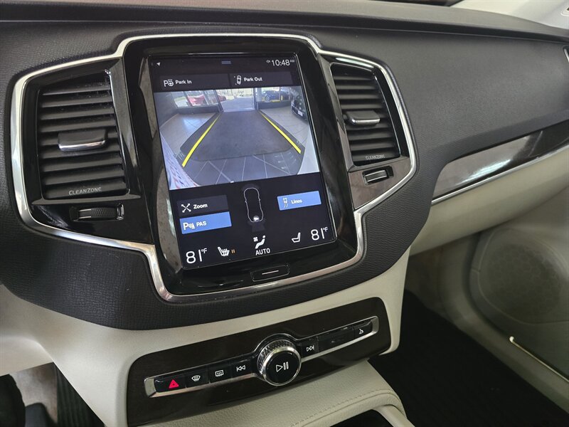 Used 2016 Volvo XC90 T6 Momentum w/ Momentum Plus Package AWD/4WD image 28