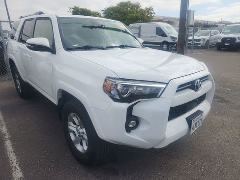 Used 2023 Toyota 4Runner SR5 Premium w/ Moonroof Package AWD/4WD image 1