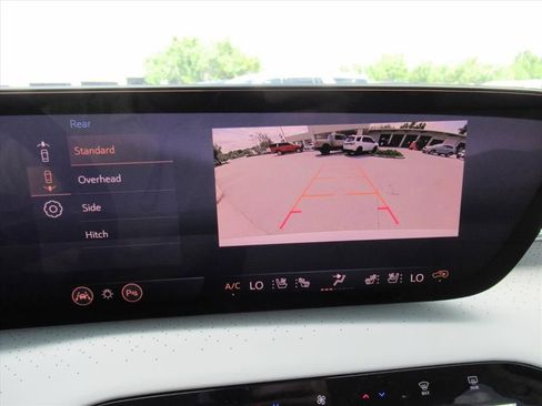 New 2026 Buick Enclave Avenir w/ Super Cruise Package FWD image 27