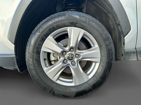 Used 2025 Toyota RAV4 XLE image 14