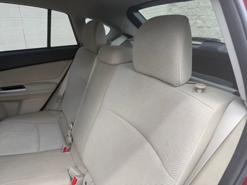 Used 2015 Subaru Crosstrek 2.0i Premium AWD/4WD image 23