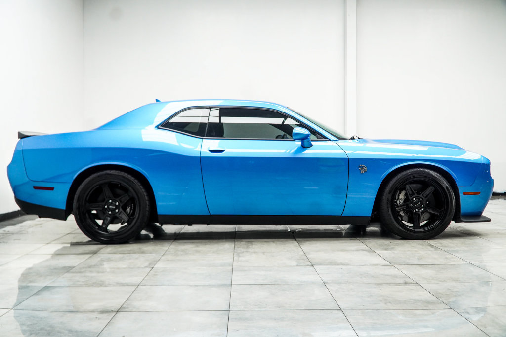 Used 2023 Dodge Challenger SRT Hellcat RWD image 10