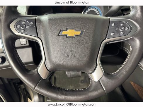 Used 2017 Chevrolet Suburban LT AWD/4WD image 19