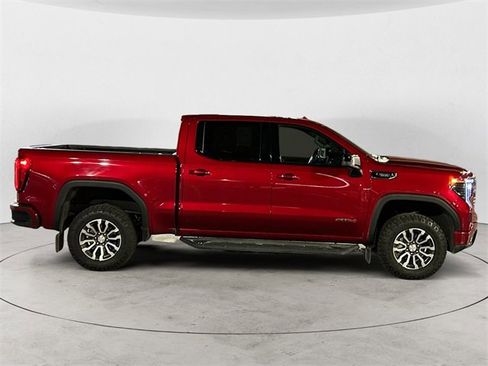 Used 2022 GMC Sierra 1500 AT4 w/ AT4 Premium Package image 6