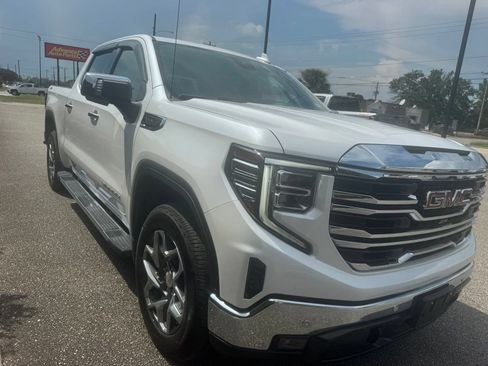 Certified 2024 GMC Sierra 1500 SLT w/ SLT Premium Plus Package AWD/4WD image 12