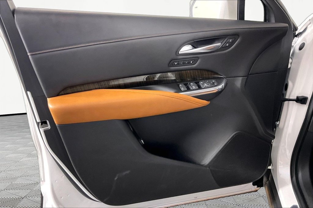 Used 2019 Cadillac XT4 Sport FWD image 17