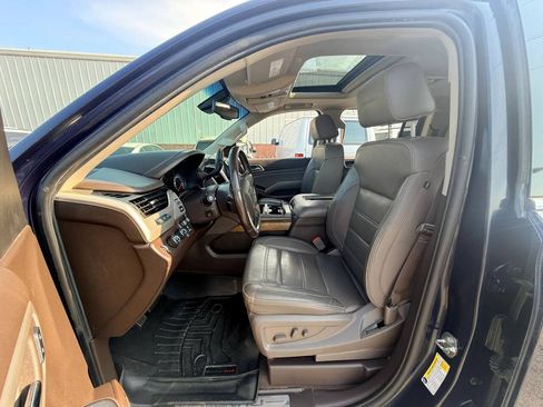 Used 2019 GMC Yukon XL Denali w/ Denali Ultimate Package AWD/4WD image 15