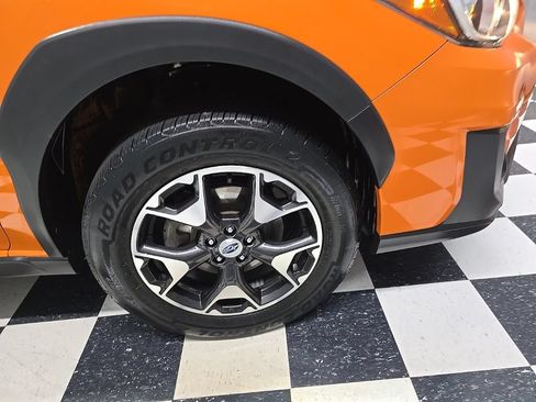Used 2018 Subaru Crosstrek 2.0i Premium w/ Popular Package #3 AWD/4WD image 4