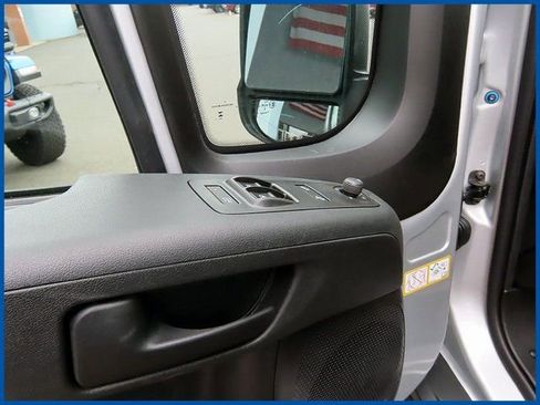 New 2026 RAM ProMaster 2500 w/ Quick Order Package 22G SLT image 11