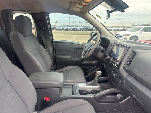 Used 2022 Nissan Frontier S w/ Technology Package RWD image 31